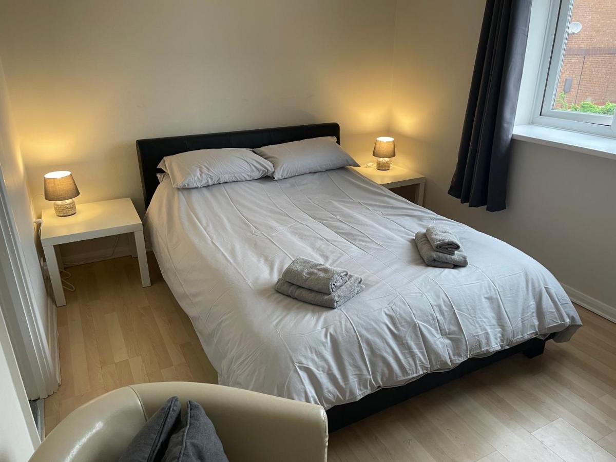 The Swallows Popular Location 3 Bedroom House Free Wi-Fi And Sky Tv In All Rooms Rough Close 外观 照片